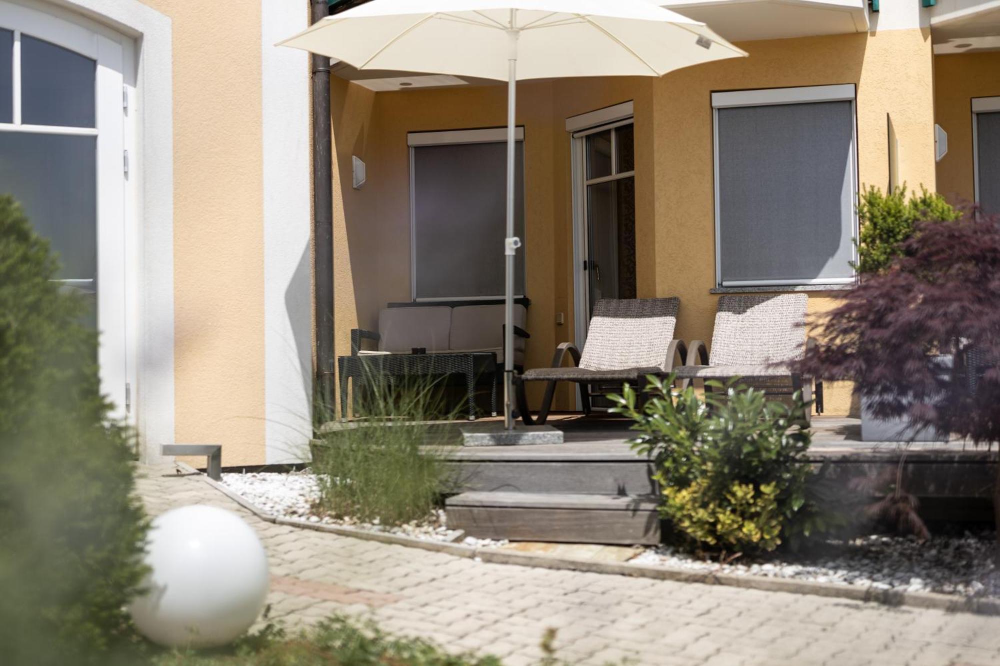 Maiers Kuschelhotel Loipersdorf Deluxe - Adults Only Loipersdorf bei Fürstenfeld Exterior photo