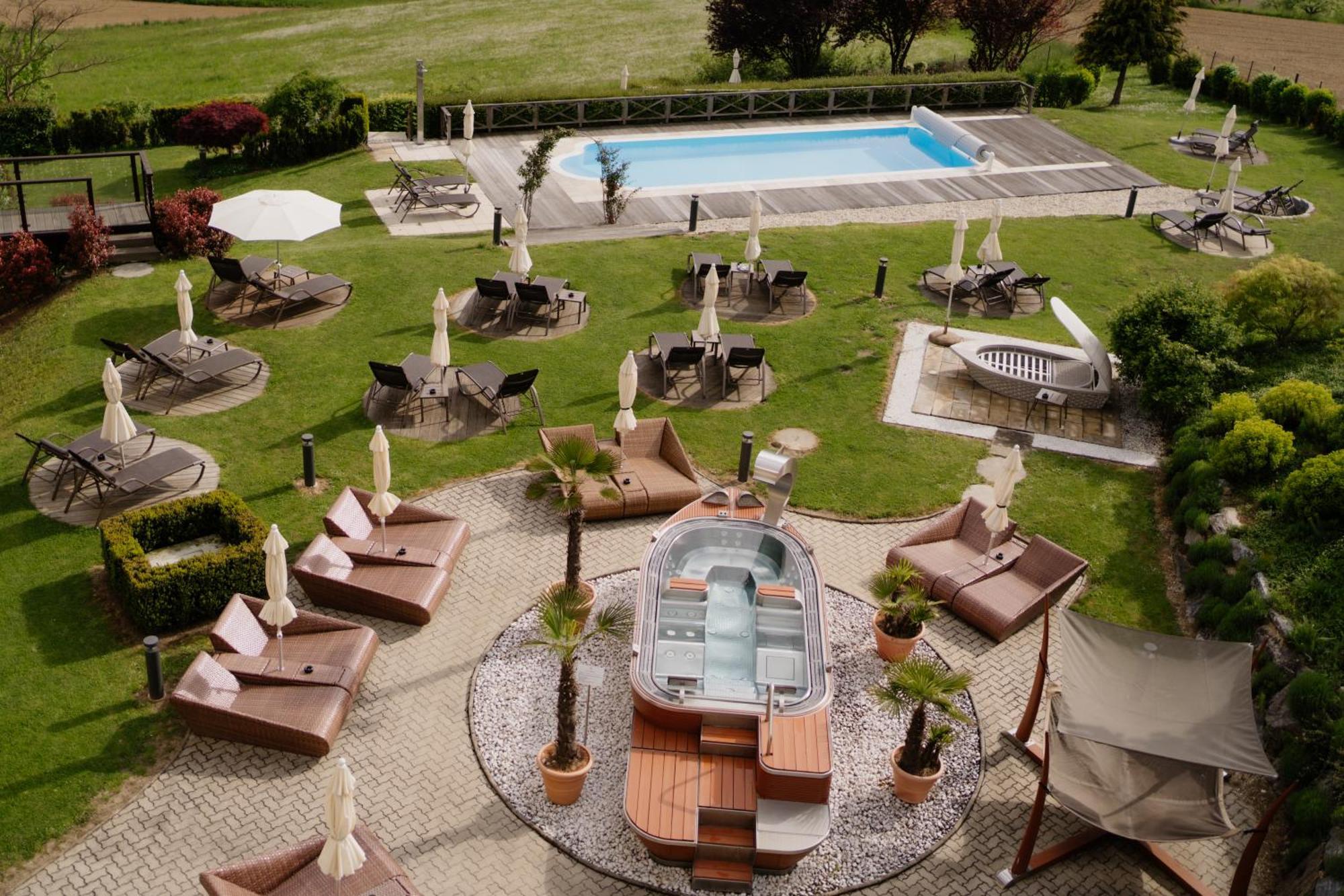 Maiers Kuschelhotel Loipersdorf Deluxe - Adults Only Loipersdorf bei Fürstenfeld Exterior photo
