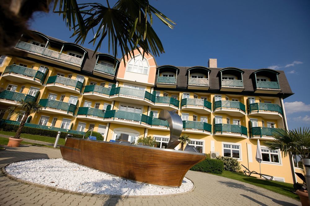 Maiers Kuschelhotel Loipersdorf Deluxe - Adults Only Loipersdorf bei Fürstenfeld Exterior photo